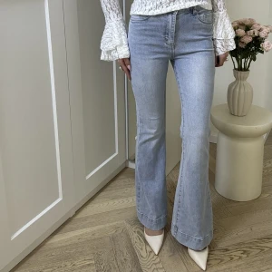 Jeansy  Light Denim Flare